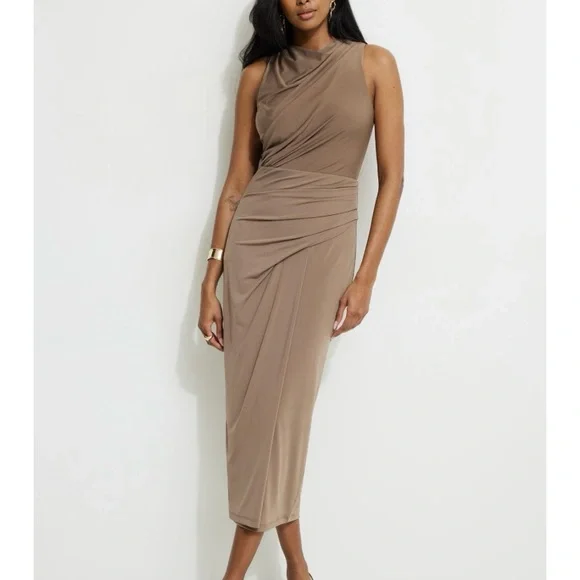 Dynamite Taupe Midi Dress - Picture 2 of 5
